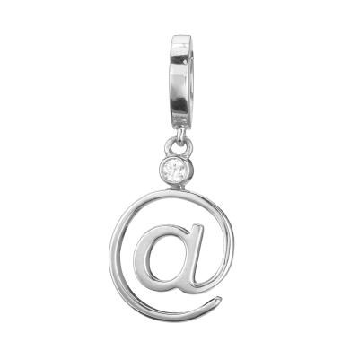 六福珠寶18K金串飾 - "個性標籤"18K金(白色)鑽石串飾