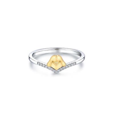 六福珠寶18K金戒指 - "小黃雞頭像"18K金(分色)鑽石戒指